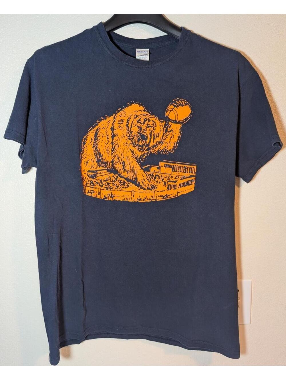 Strange Cargo Graphic Chicago Bears Soldier Field Size M Heavy Cotton Tee